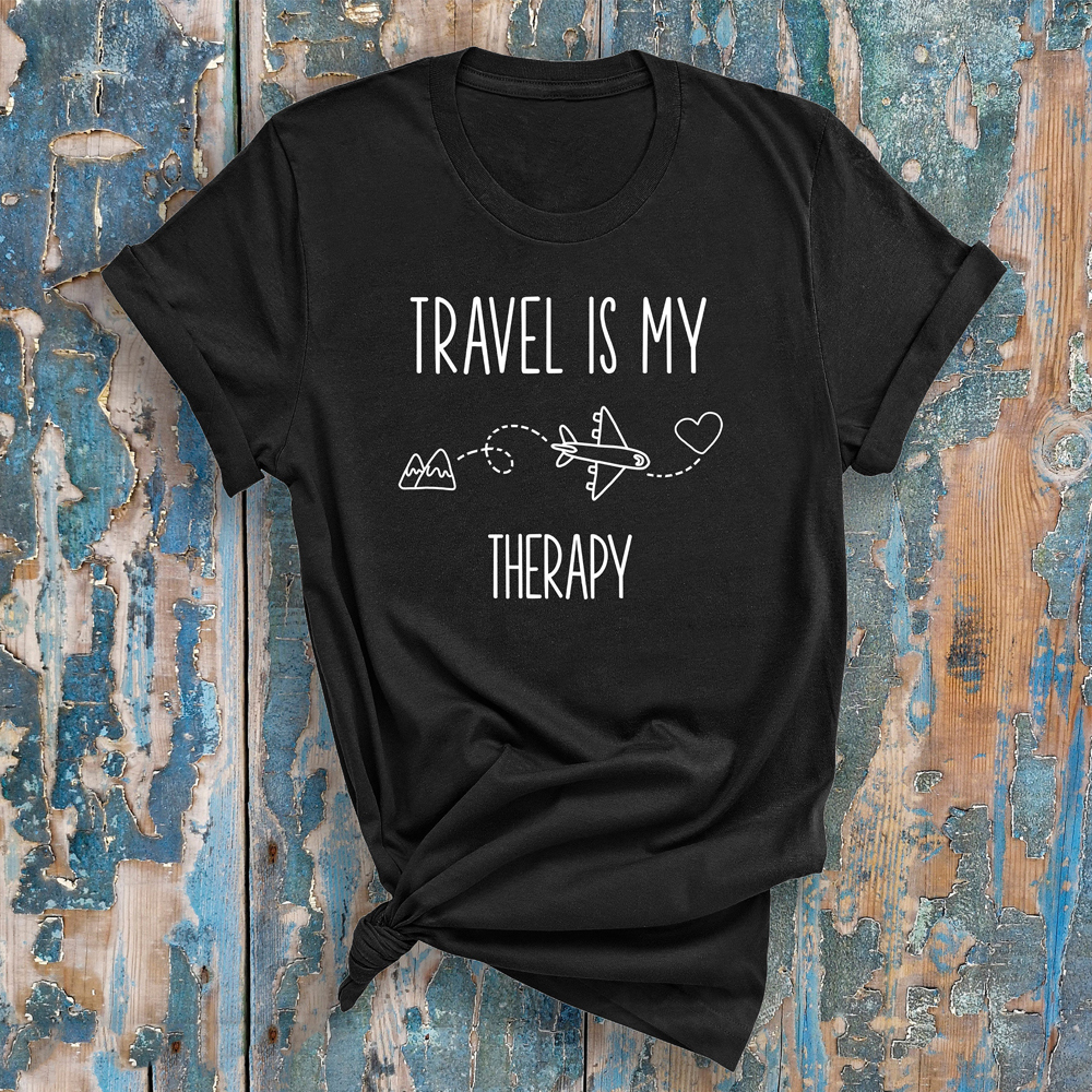 Travel Is My Therapy T-shirt C - Outdoor Adventure Therapy recension och pris